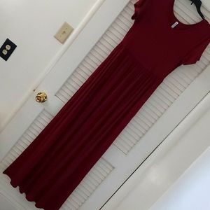 Maxi maternity dress with pockets